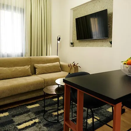 Plane Tree Luxury Suites Янина Экстерьер фото