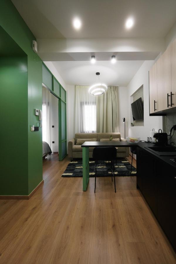 Plane Tree Luxury *